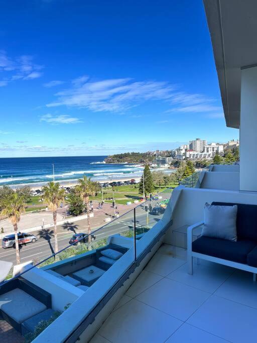 Bondi Beach Waves Beachfront Apartment ซิดนีย์ ภายนอก รูปภาพ