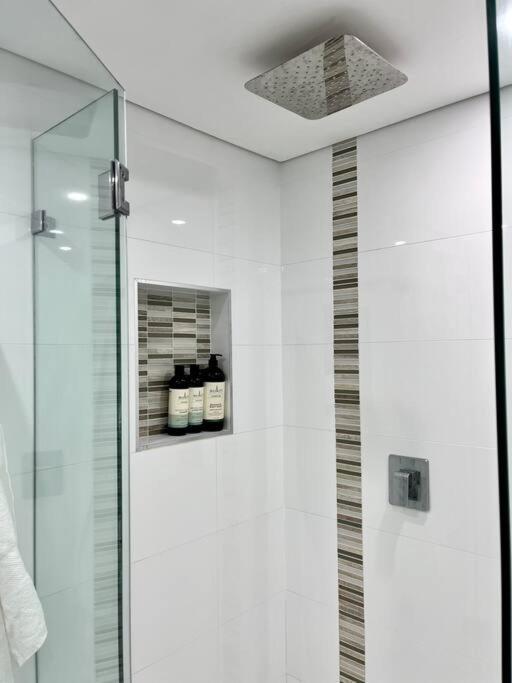 Bondi Beach Waves Beachfront Apartment ซิดนีย์ ภายนอก รูปภาพ