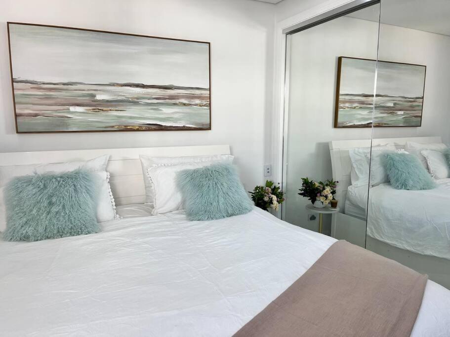 Bondi Beach Waves Beachfront Apartment ซิดนีย์ ภายนอก รูปภาพ