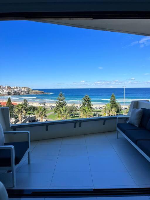 Bondi Beach Waves Beachfront Apartment ซิดนีย์ ภายนอก รูปภาพ