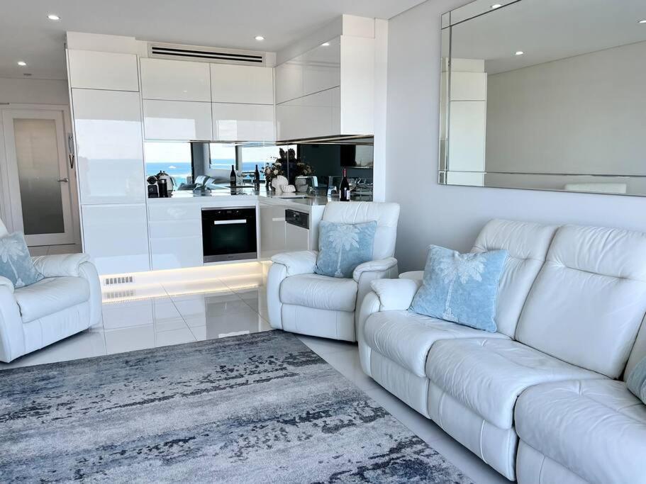 Bondi Beach Waves Beachfront Apartment ซิดนีย์ ภายนอก รูปภาพ