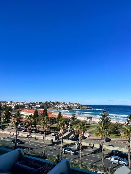 Bondi Beach Waves Beachfront Apartment ซิดนีย์ ภายนอก รูปภาพ