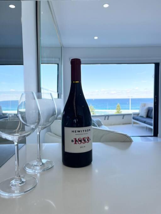 Bondi Beach Waves Beachfront Apartment ซิดนีย์ ภายนอก รูปภาพ